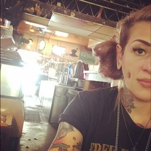 Meet your Posher, Tiffany